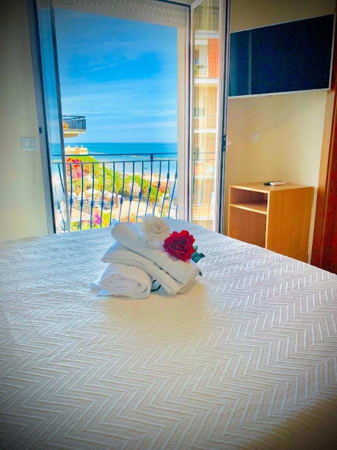 Hotel Ambassador グロッタンマーレ エクステリア 写真