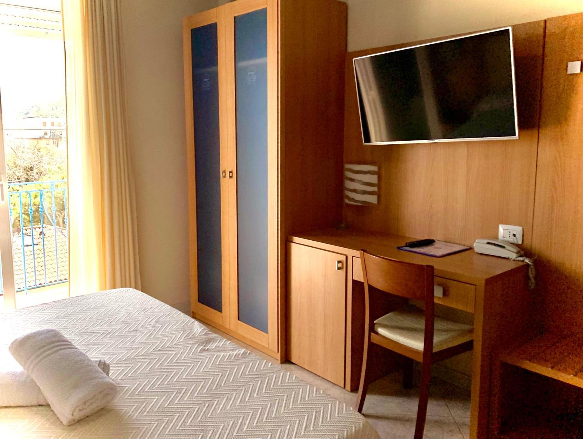 Hotel Ambassador グロッタンマーレ 部屋 写真