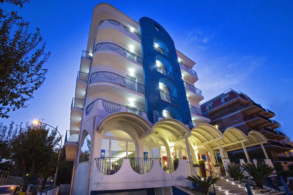 Hotel Ambassador グロッタンマーレ エクステリア 写真