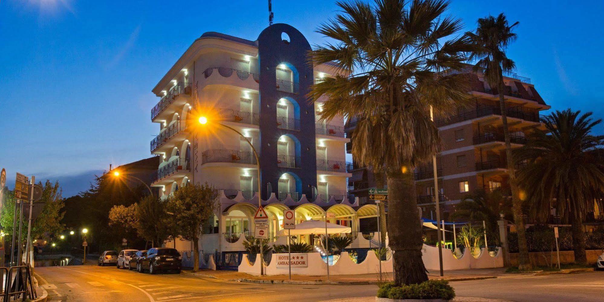 Hotel Ambassador グロッタンマーレ エクステリア 写真